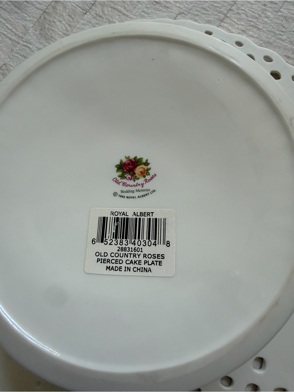 Royal Albert White and Gold Pierced Porcelain Cake Stand with Floral Insets - Picture 4 of 4